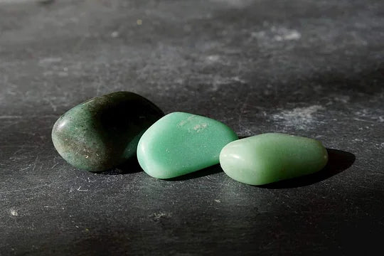 Green Aventurine Stone: Healing Properties and Everyday Uses