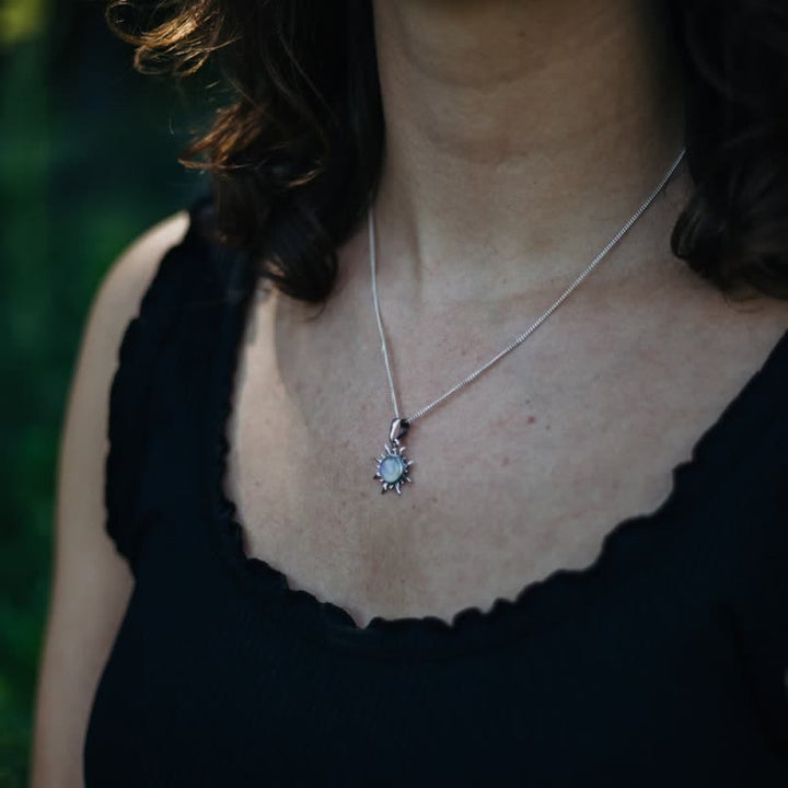 Olivenorma Bohemia Vintage Sun Opal Necklace - image 1