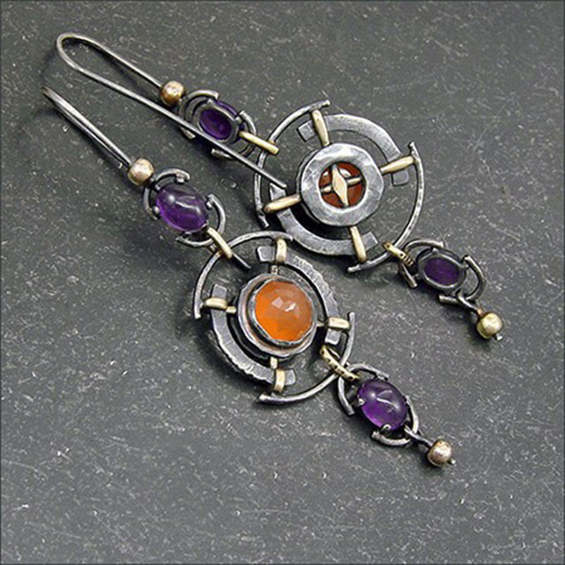 Olivenorma Retro Disc Hollow Inlaid Crystal Witch Earrings - image 4