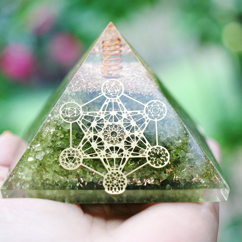 Olivenorma Peridot Metatron's Cube Orgone Pyramid - image 1