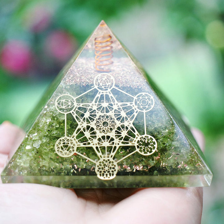 Olivenorma Peridot Metatron's Cube Orgone Pyramid - image 1