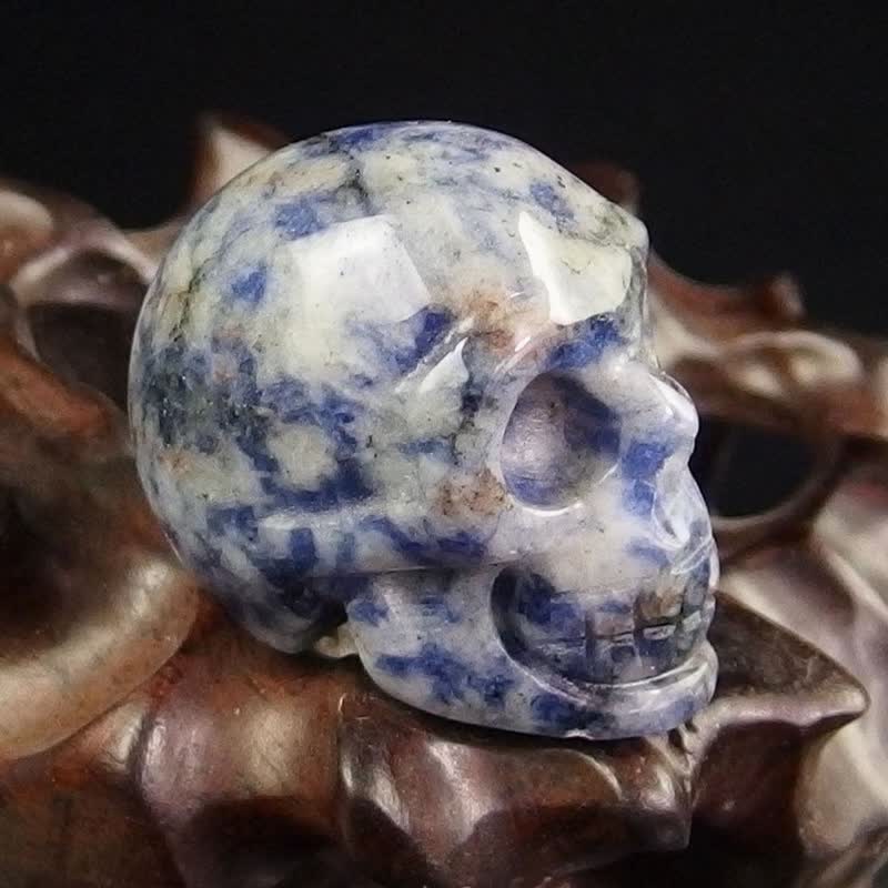 Olivenorma Natural Crystal Skull Halloween Decoration - Sodalite - 2" - image 7