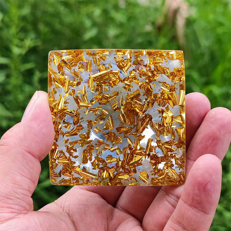 Olivenorma Amethyst with White Agate Pisces Zodiac Orgone Pyramid - image 3