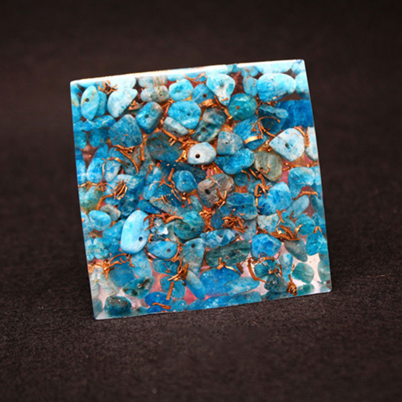 Olivenorma Red Quartz with Lapis Lazuli Orgone Pyramid - image 6