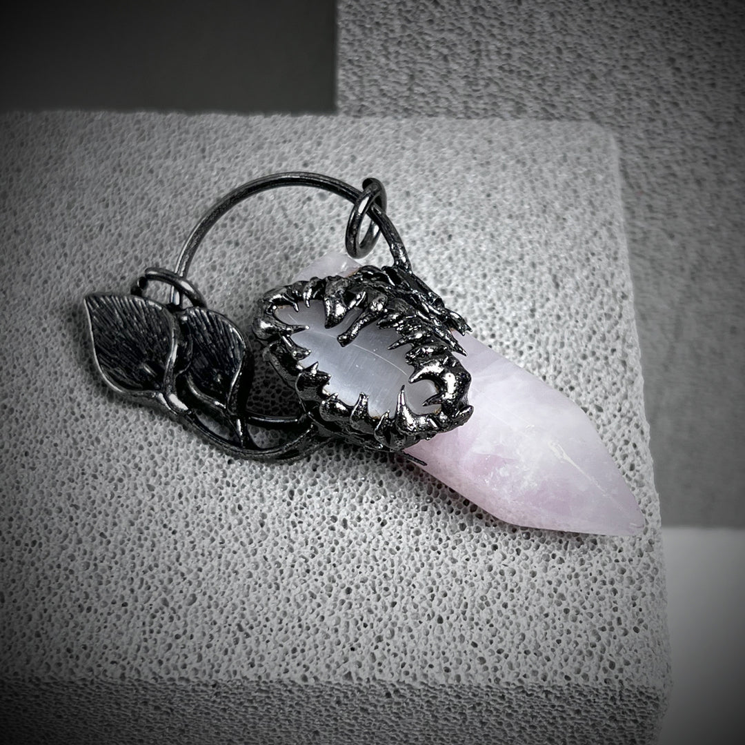Olivenorma Halloween Ghost Scratch Crystal Stone Pendant Gemstone Necklace - image 12