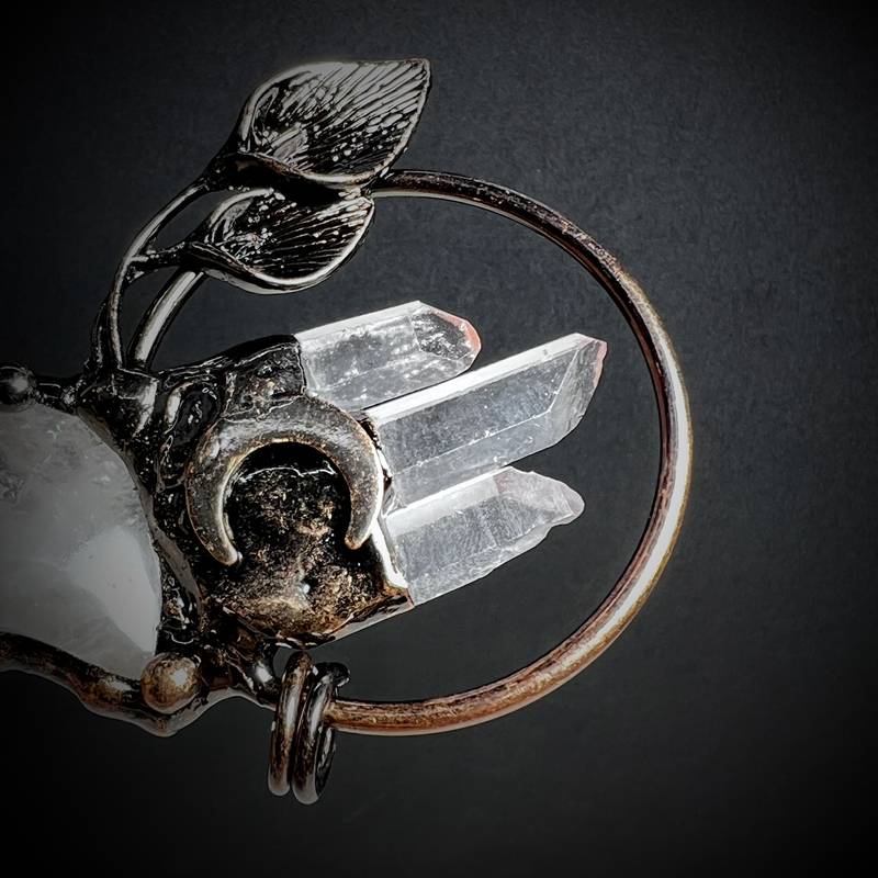 Olivenorma Clear Crystal Moon Plant Shape Pendant Gemstone Necklace - image 4