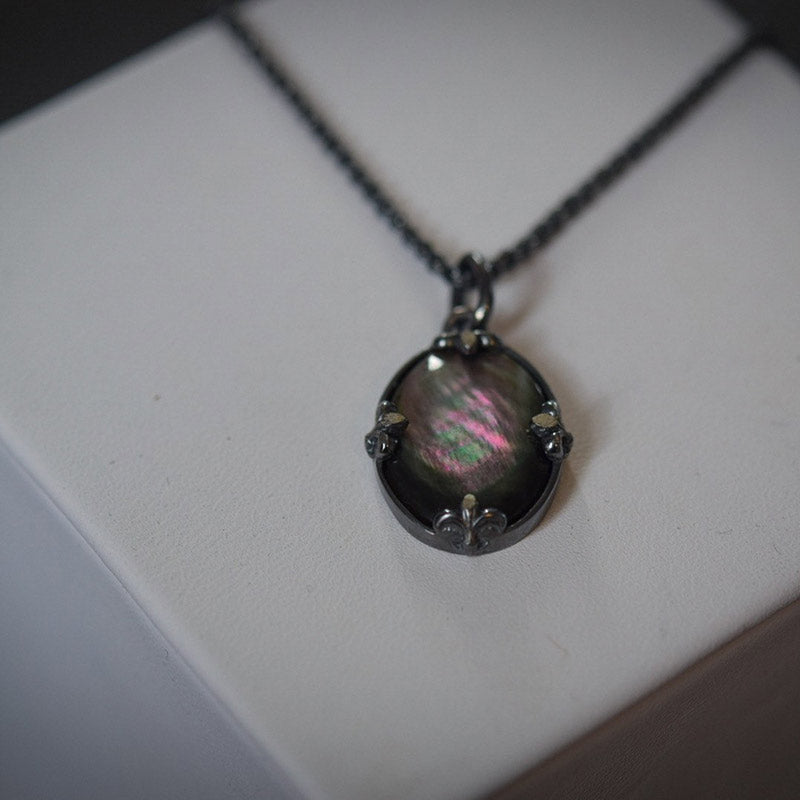Olivenorma Vintage Oval Cat's Eye Stone Mirror Necklace - image 3