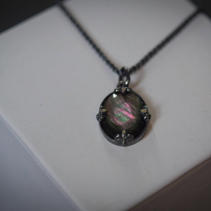 Olivenorma Vintage Oval Cat's Eye Stone Mirror Necklace - image 3