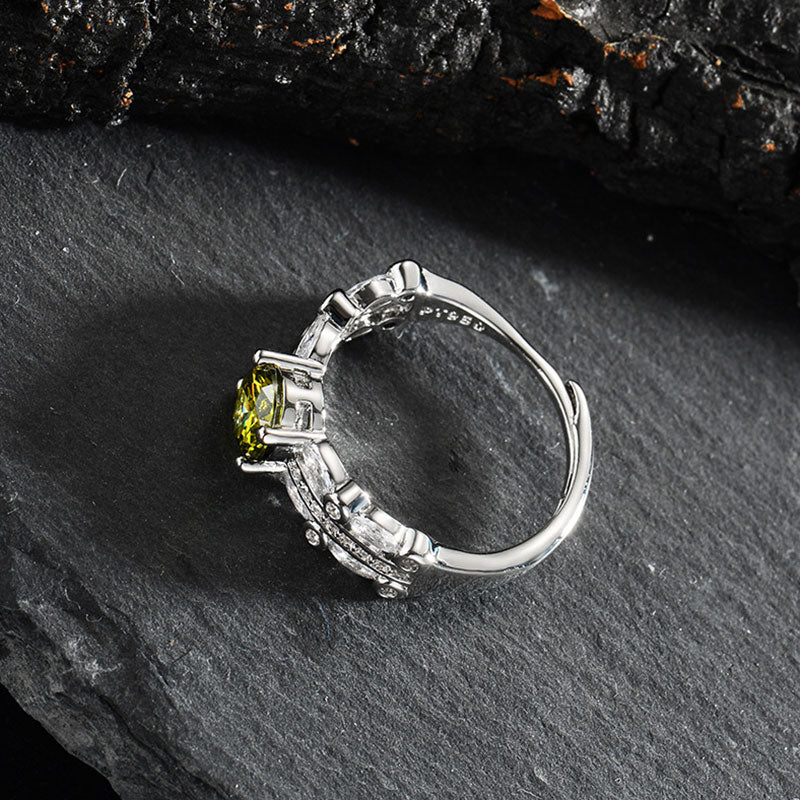 Olivenorma "The Jungle Angel" -  Four Claws One Carat Peridot Ring - image 3