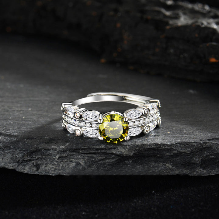 Olivenorma "The Jungle Angel" -  Four Claws One Carat Peridot Ring - Peridot - image 0