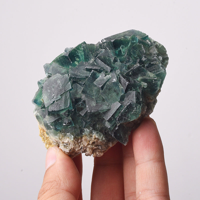 Olivenorma Green Fluorite Mineral Specimen Natural Stone - 500g sent randomly - image 0