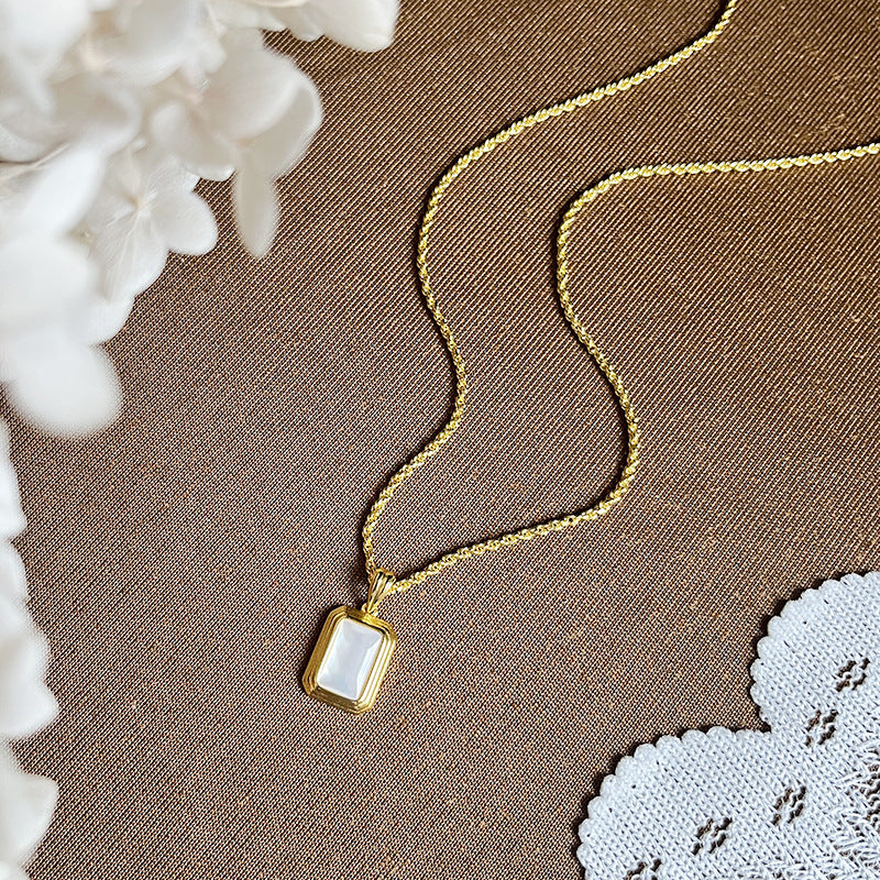 Olivenorma Rectangular Picture Frame Nacre Twist Chain Necklace - image 2