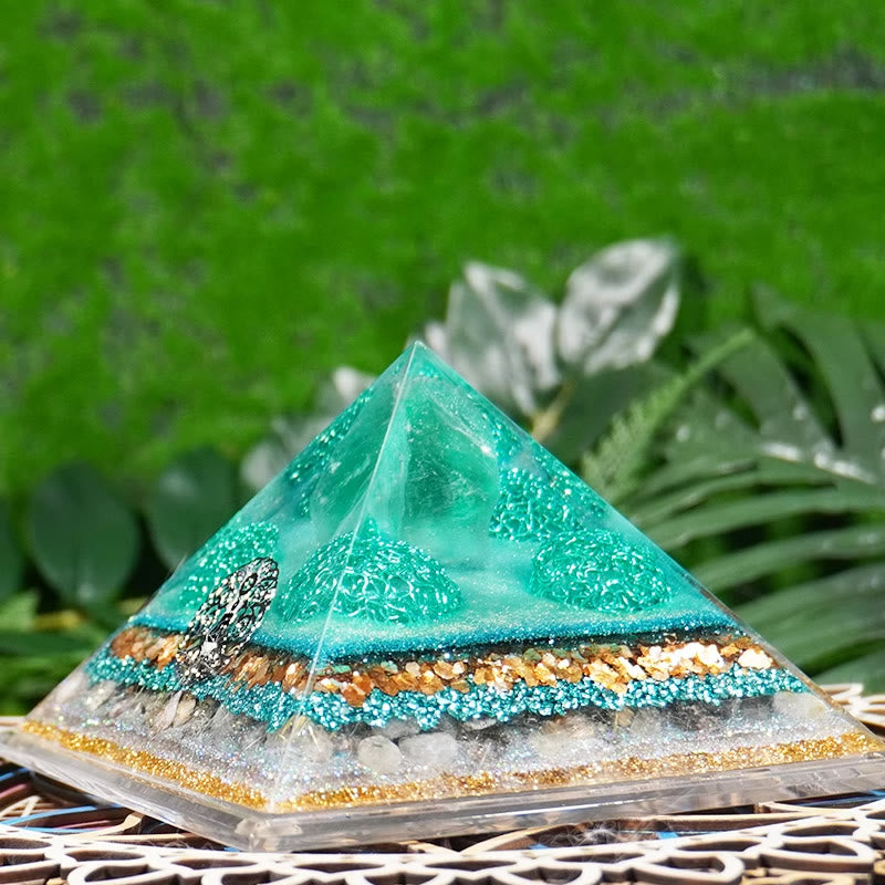 Olivenorma Green Fluorite Labradorite Healing Orgone Pyramid - image 1