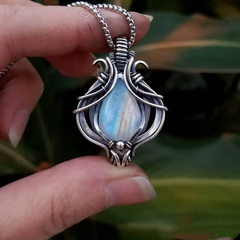 Olivenorma Vintage Hollow Moonstone Pendant Necklace - Moonstone - image 0