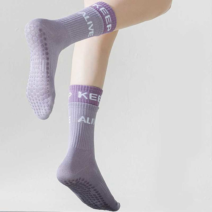 Olivenorma Two-Tone Grip Yoga Pilates Socks Non-Slip Training Barre Workout Socks - image 3