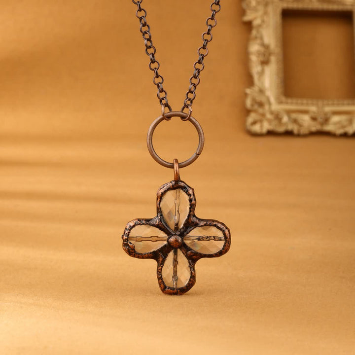 Olivenorma Natural Clear Crystal Clover Pendant Design Necklace - image 0