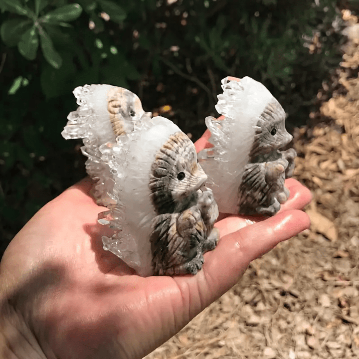 Olivenorma White Crystal Cluster Engraved Hedgehog Gemstone Decoration - image 2