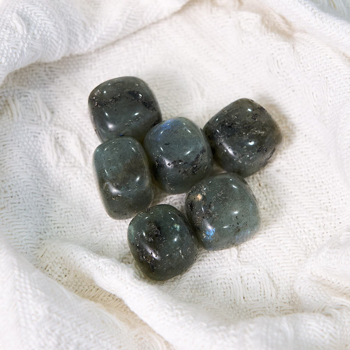 Olivenorma Natural Polished Labradorite Tumbled Stone - image 3