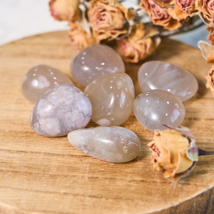 Olivenorma Natural Irregular Cherry Blossom Agate Tumbled Stone - 2-3cm 100g - image 0