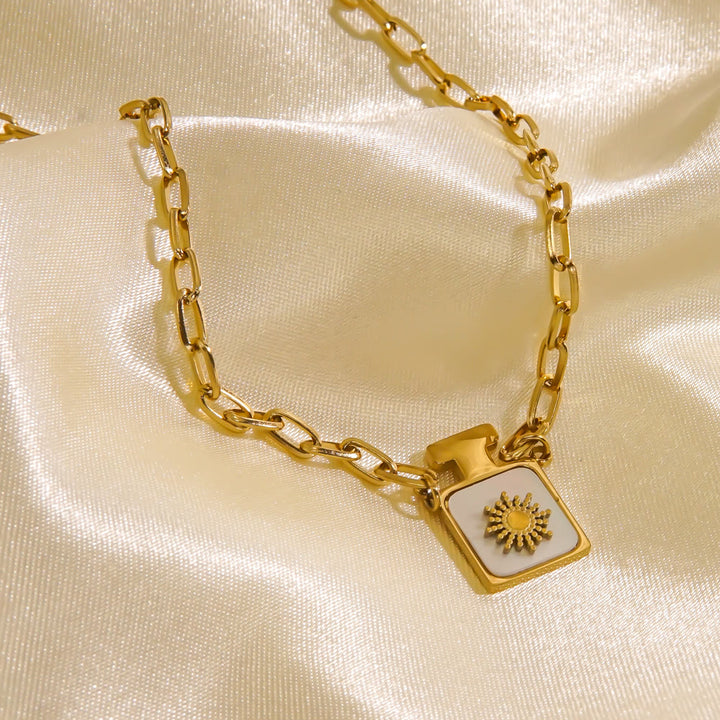 Olivenorma Natural Nacre Freshwater Pearl Pendant Necklace - image 12