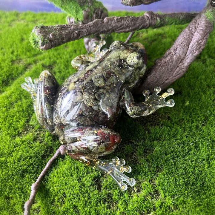 Olivenorma Crystal Resin Frog Ornament For Energy Cleansing And Harmony Gemstone Decoration - Drogon Blood Stone - image 37