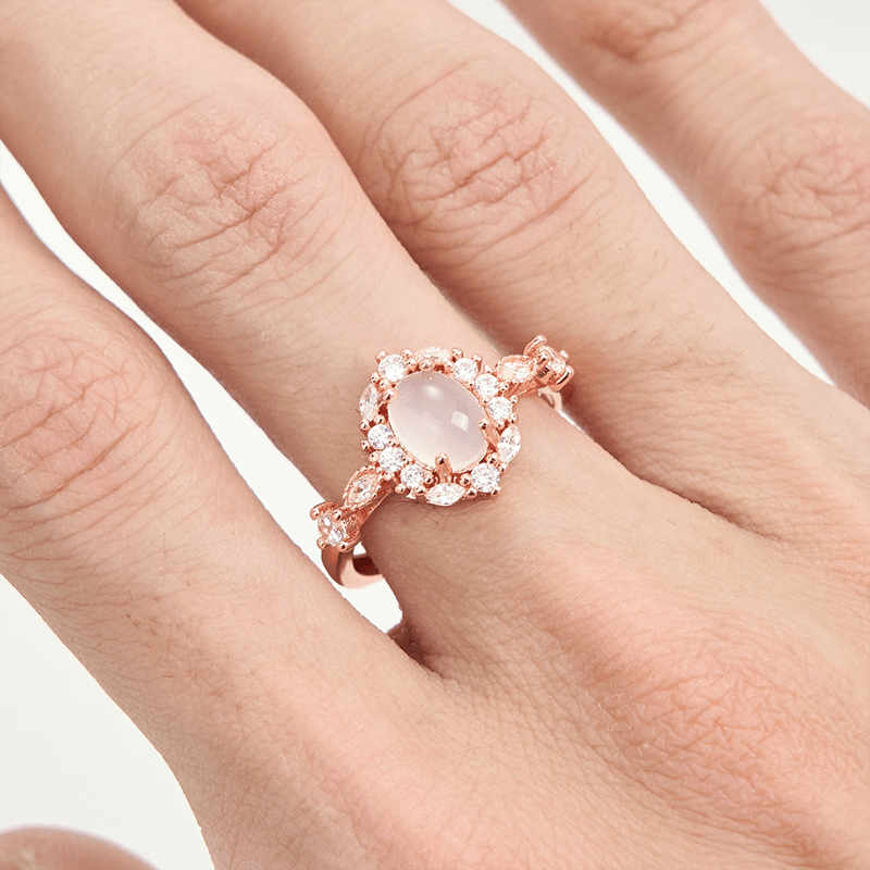Olivenorma Oval White Chalcedony Flower White Zircon Ring - image 1