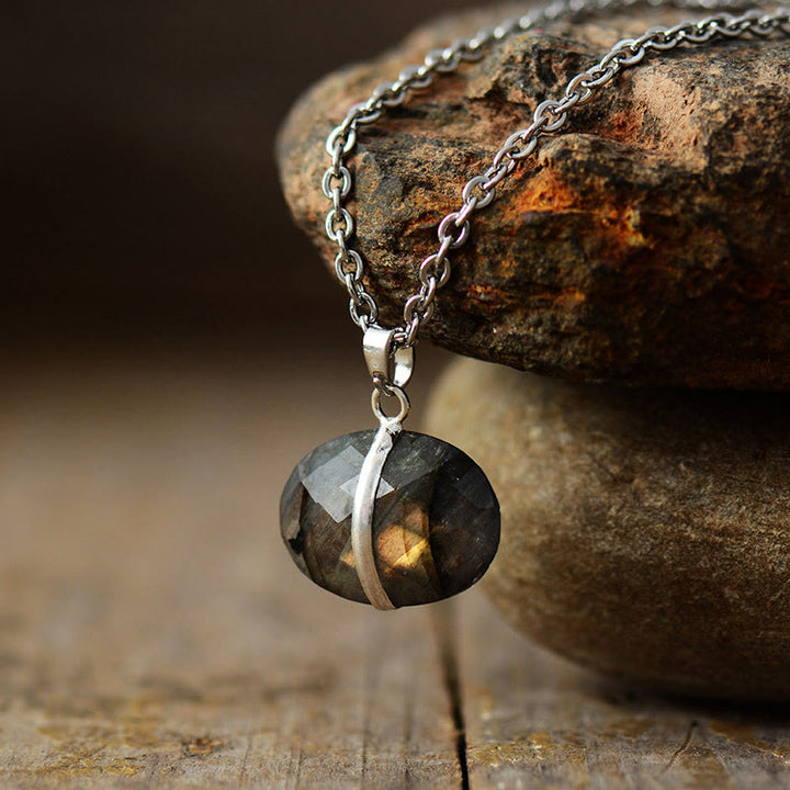 Olivenorma Oval Cut Natural Stone Pendant Necklace - Labradorite - image 5