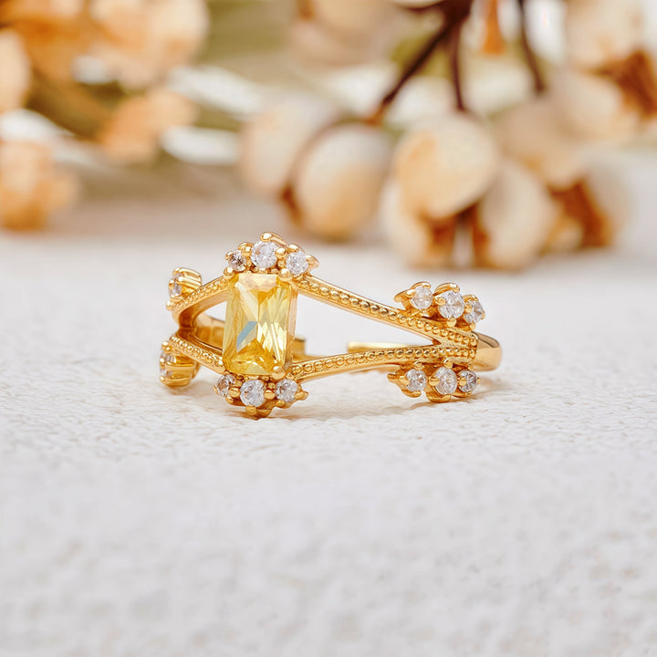 Olivenorma Exquisite Vintage Baguette Cut Citrine Ring - image 4