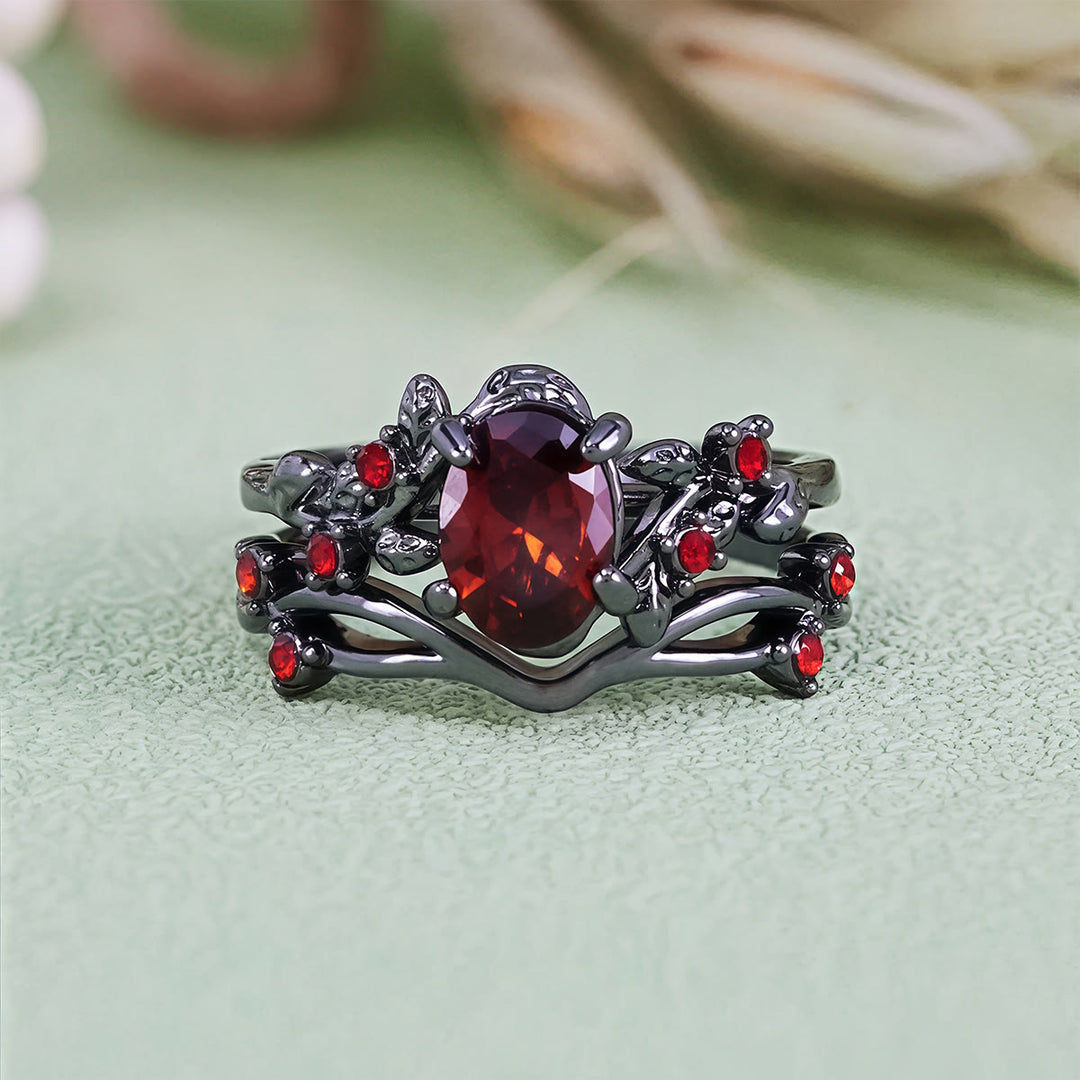 Olivenorma Vintage Black Ruby Leaf Ring - image 3