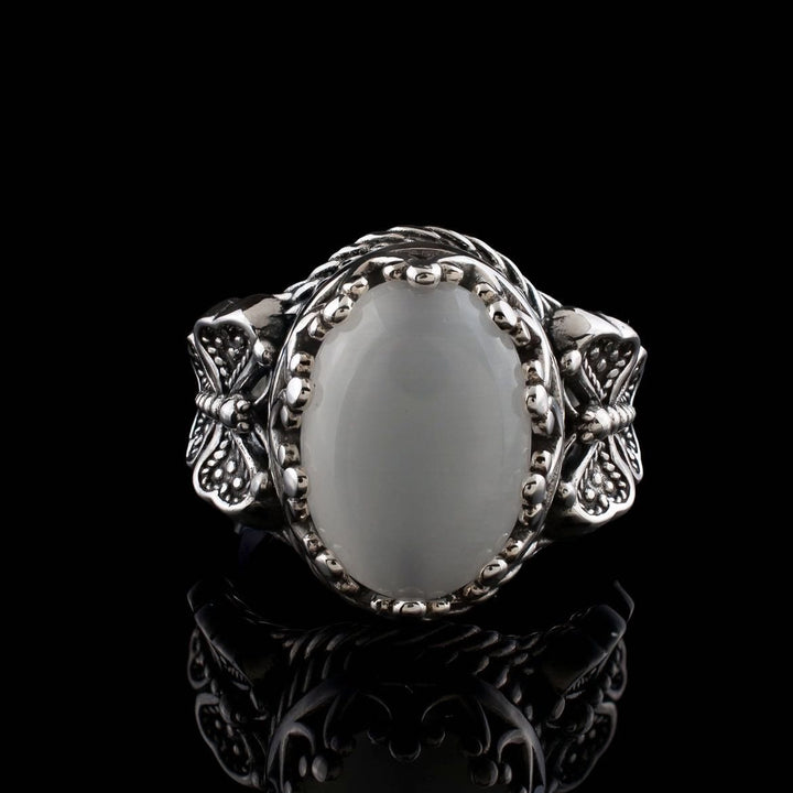 Olivenorma Vintage Oval Cut White Cat's Eye Stone Ring - image 3
