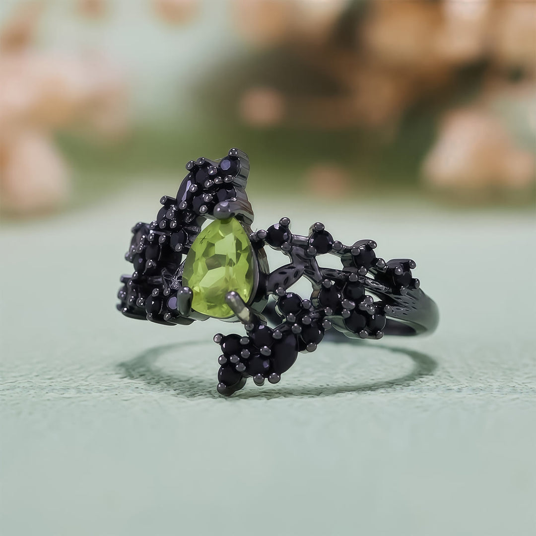 Olivenorma Pear Cut Peridot Obsidian Leaf Vine Ring - image 3