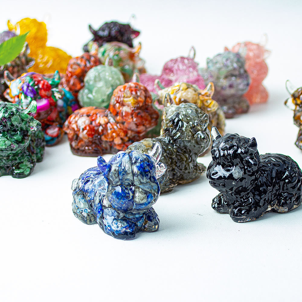 Olivenorma Crystal Epoxy Highland Cattle Gemstone Decoration - image 1