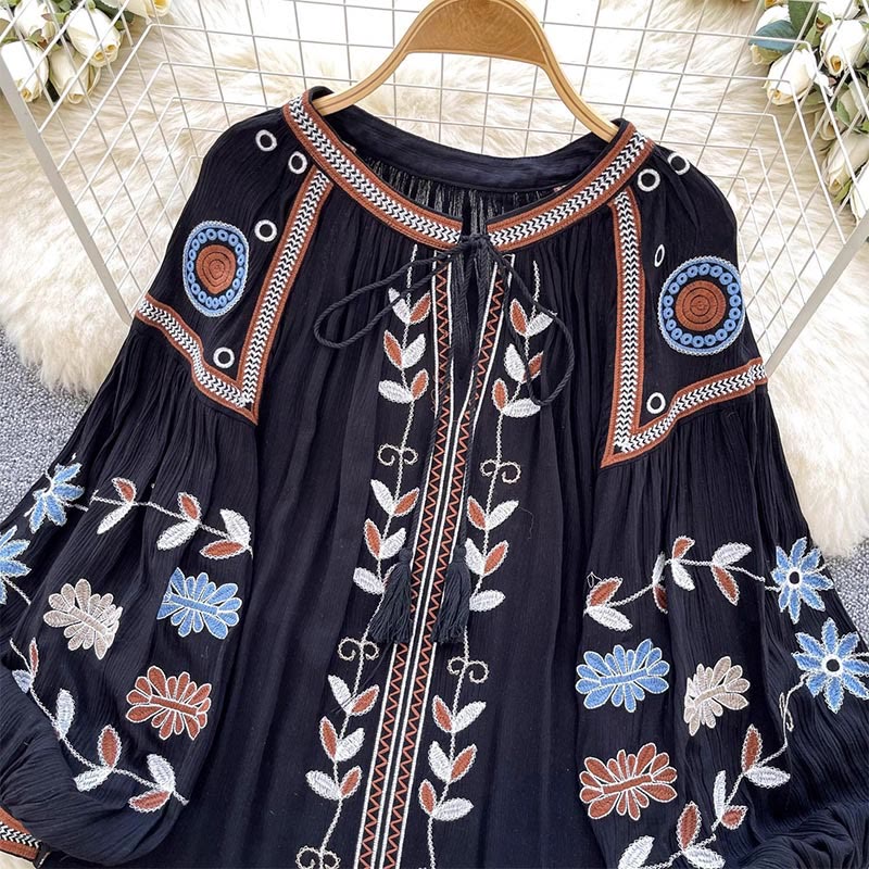 Olivenorma Vintage European Court Style Embroidery Women's Shirt - image 5