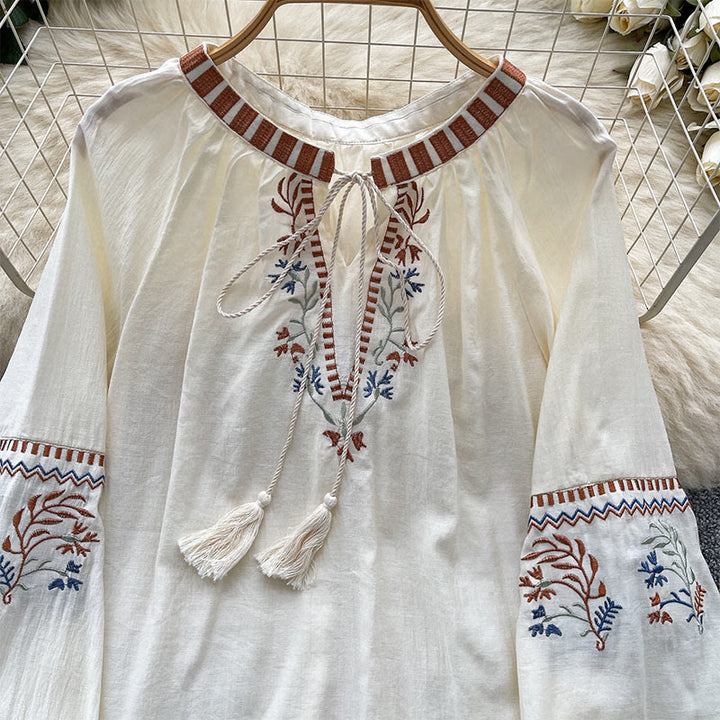 Olivenorma Literary Fresh Retro Embroidery Women's Shirt - image 4