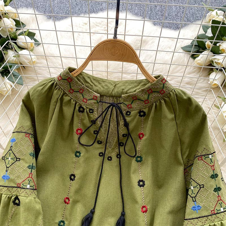 Olivenorma Vintage Flowers Embroidery Lantern Sleeve Women's Shirt - image 1