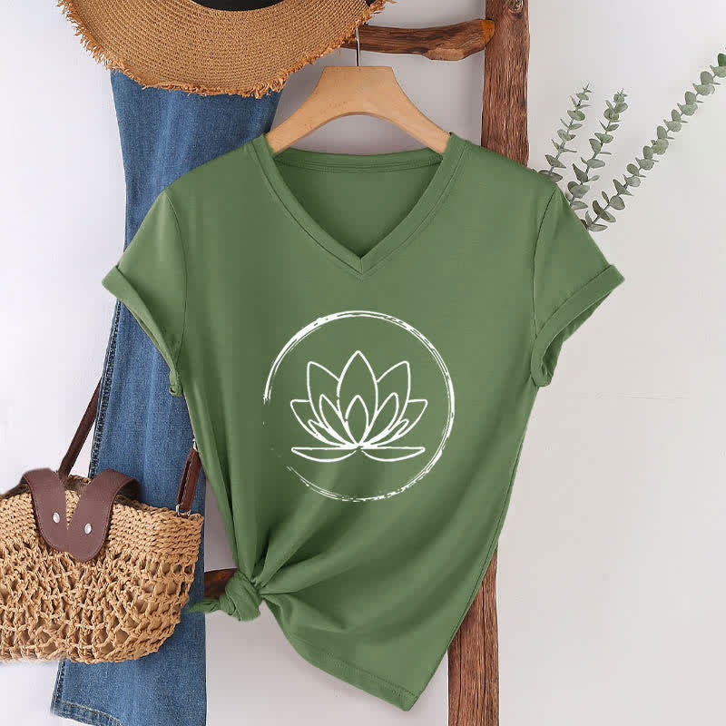 Olivenorma Boho Lotus Flower Loose V-Neck T-Shirt - Olive Green - 2XL - image 8