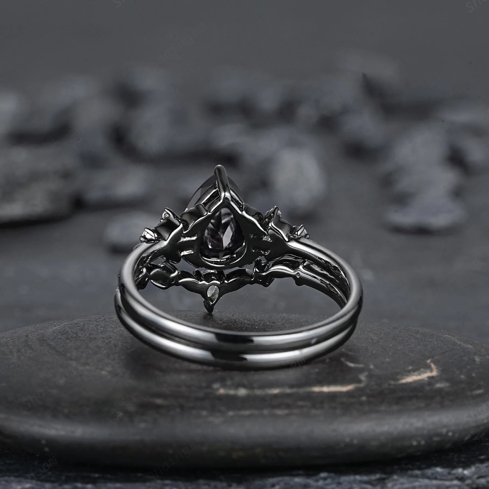 Olivenorma The Guardian's Crown Garnet & Obsidian Ring - image 14
