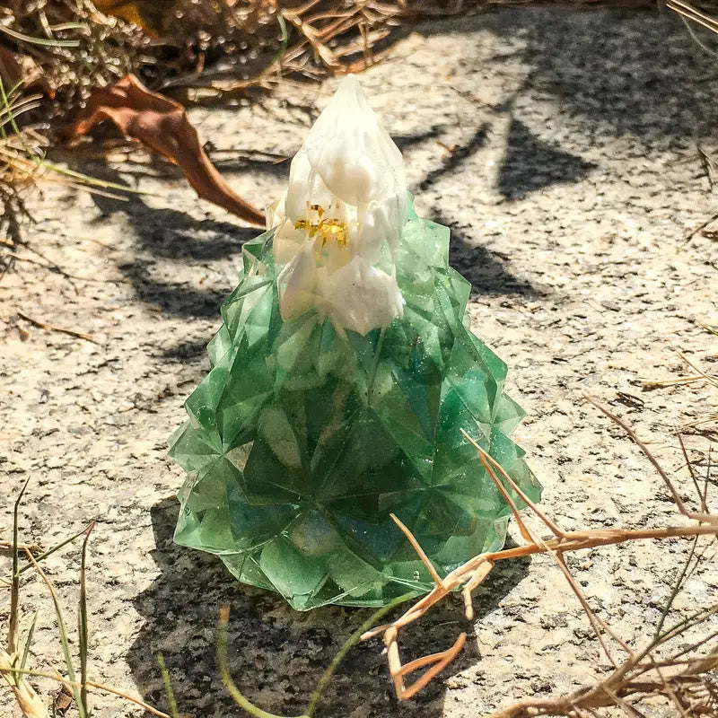 Olivenorma Crystal Mini Pine Tree Gemstone Decoration - Green Aventurine - White Shell - image 19