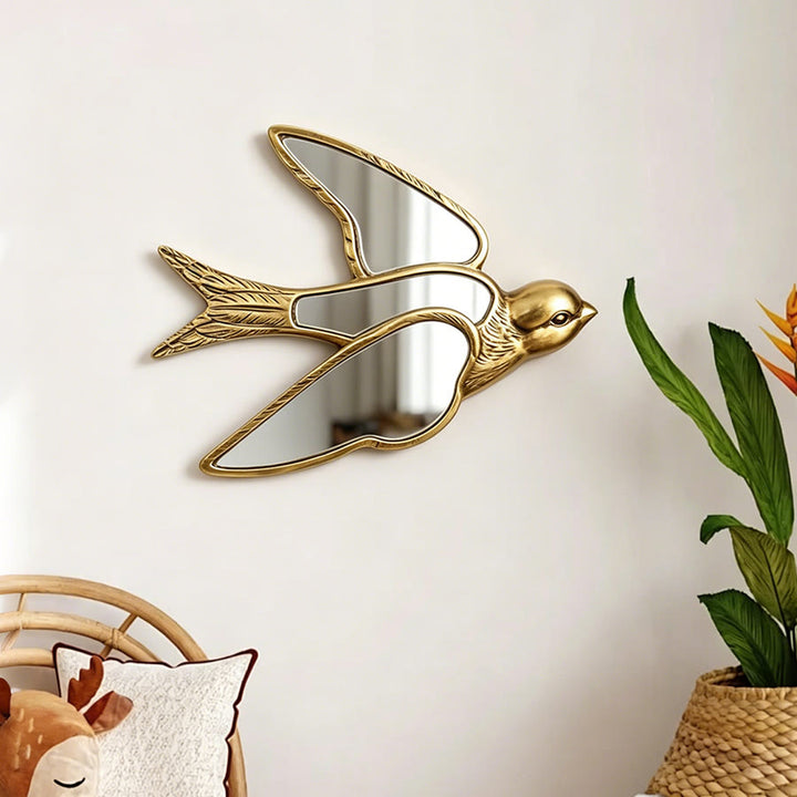 Olivenorma Stunning Dragonfly Wall Art For Home Retro Gold Resin Glasst Wall Hanging Decoration - Swallow - 13.7cm*17.3cm - image 19