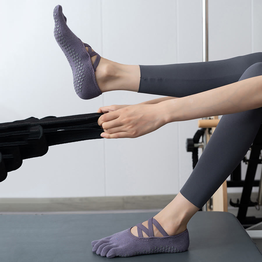 Olivenorma Five Toe Silicone Grips Non Slip Shock Absorption Snug Fit All Scene Indoor Activity Women's Yoga Socks - image 18