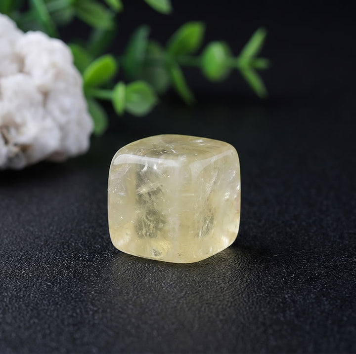 Olivenorma Cube‑Shaped‑Polished Assorted Crystals Gemstone Decoration - Citrine - 1.5-2cm /0.59-0.79 inch - 10Pcs - image 28