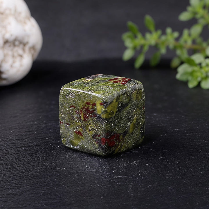 Olivenorma Cube‑Shaped‑Polished Assorted Crystals Gemstone Decoration - Dragon's Blood Jasper - 1.5-2cm /0.59-0.79 inch - 10Pcs - image 14