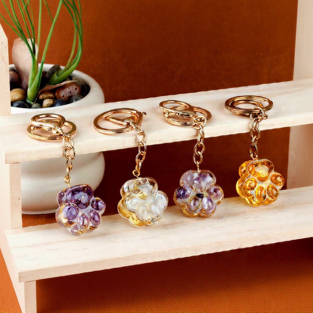 Olivenorma Natural Crystal Resin Cat‑Paw Shaped Gold Chain Fortune Blessing Keychain - image 0