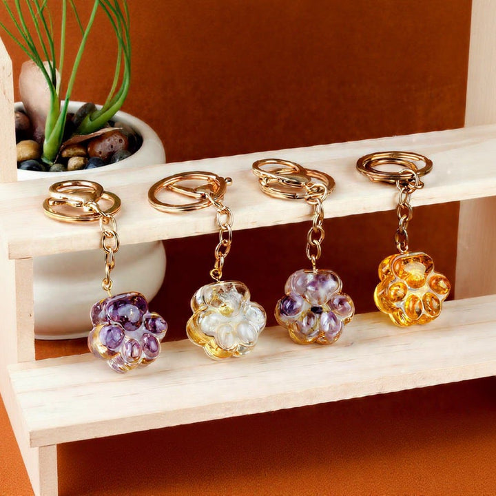 Olivenorma Natural Crystal Resin Cat‑Paw Shaped Gold Chain Fortune Blessing Keychain - image 0