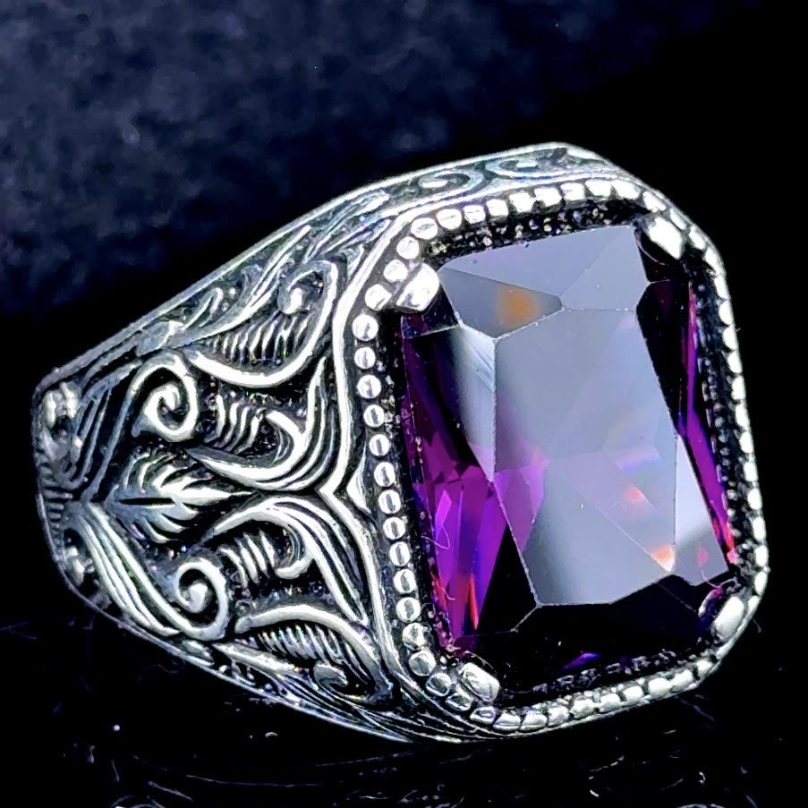 Olivenorma Vintage Purple Crystal Baroque Amethyst Ring for Men - US12 - image 0