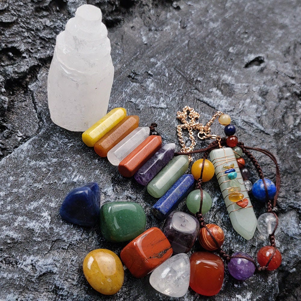 Olivenorma 17 pcs Chakra Stone Crystal Set - image 7