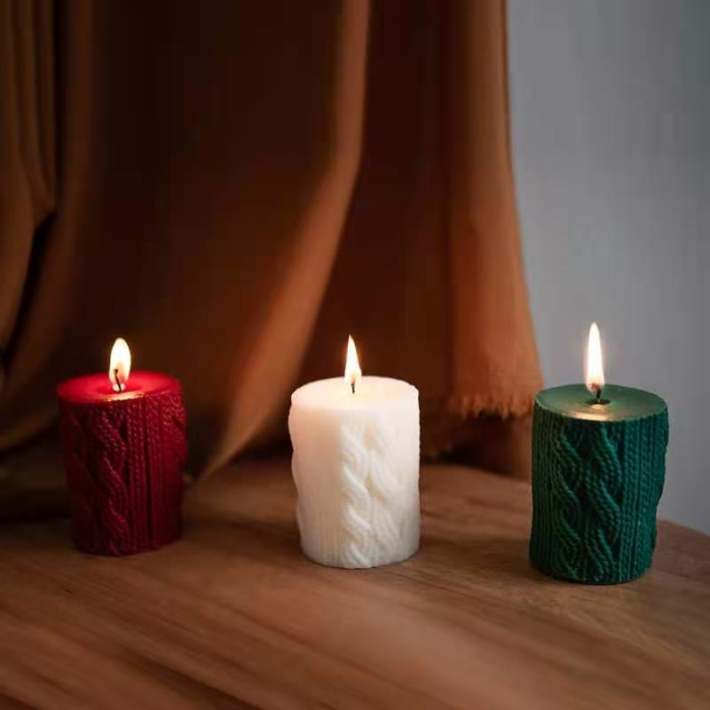 Olivenorma Engraved Glove Yarn Ball Christmas Sock Candle - White Wool Candle-5*7.5cm - image 0