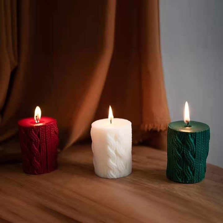 Olivenorma Engraved Glove Yarn Ball Christmas Sock Candle - White Wool Candle-5*7.5cm - image 0
