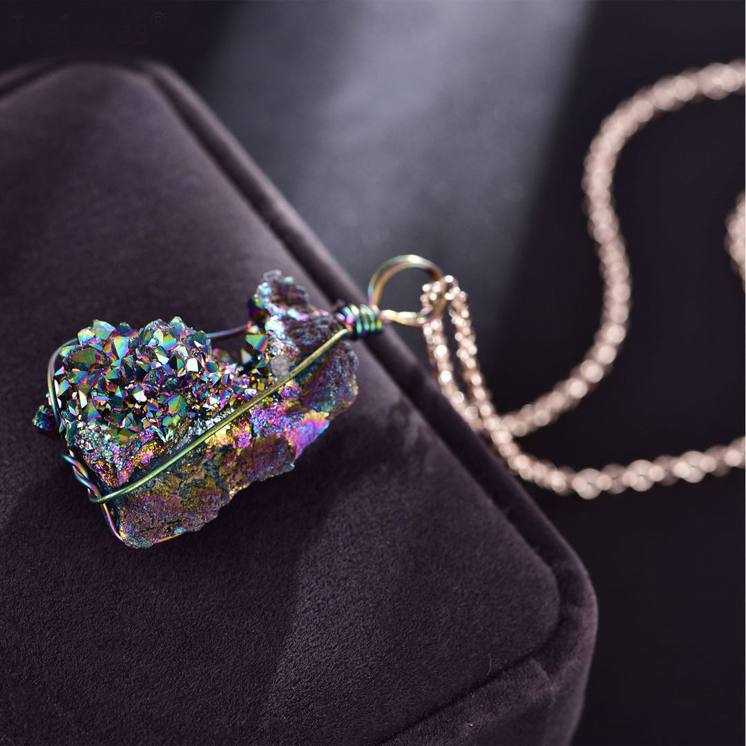 Olivenorma Natural Labradorite Irregular Stone Geode Necklace - image 2