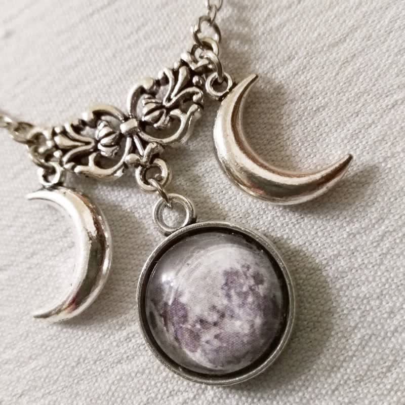 Olivenorma Vintage Double Crescent Moon Glass Necklace - image 4